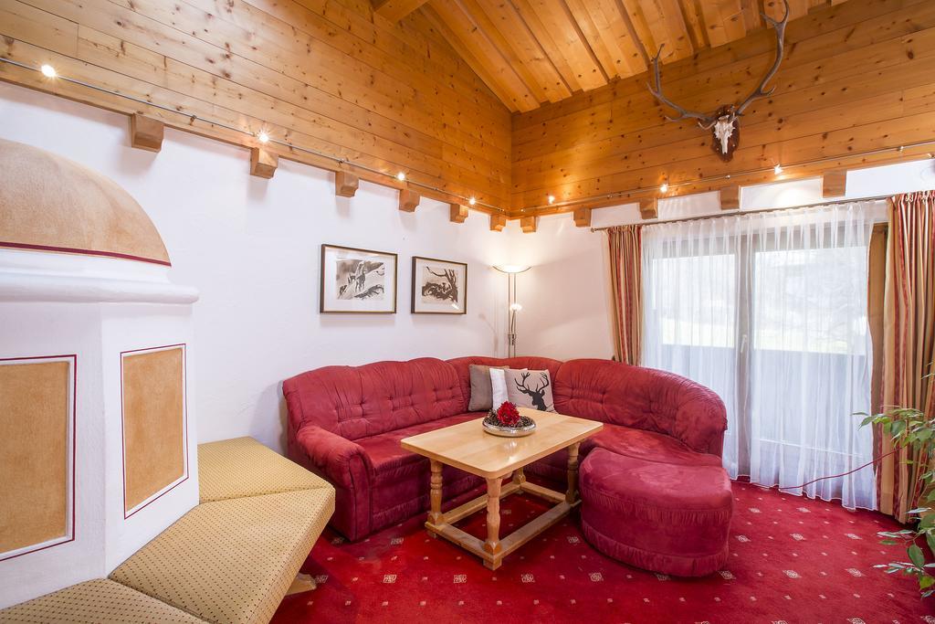 Landhaus Zirmhof Saalbach-Hinterglemm Phòng bức ảnh